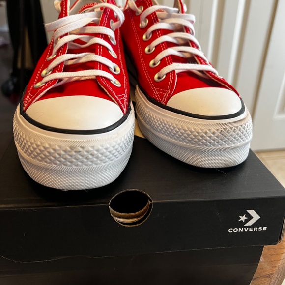 Red Converse All Stars - New - Picture 5 of 8